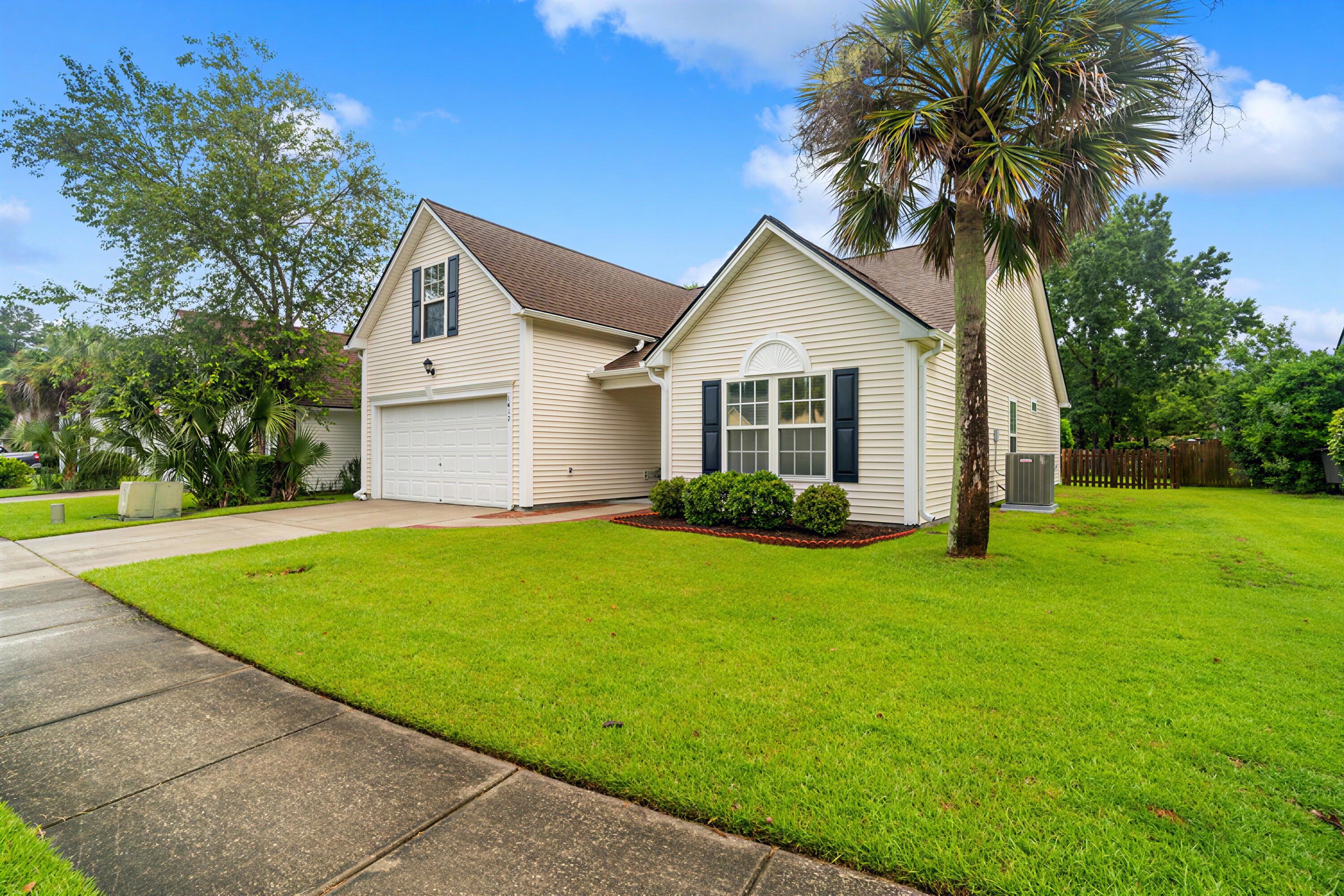Image 3: 1417 Wellesley Cir-4