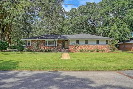 1114 Northbridge Drive