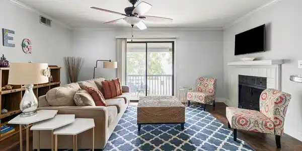 Image 2: Family Room
