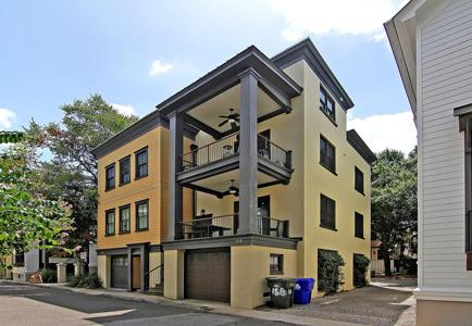 15 Corinne Street