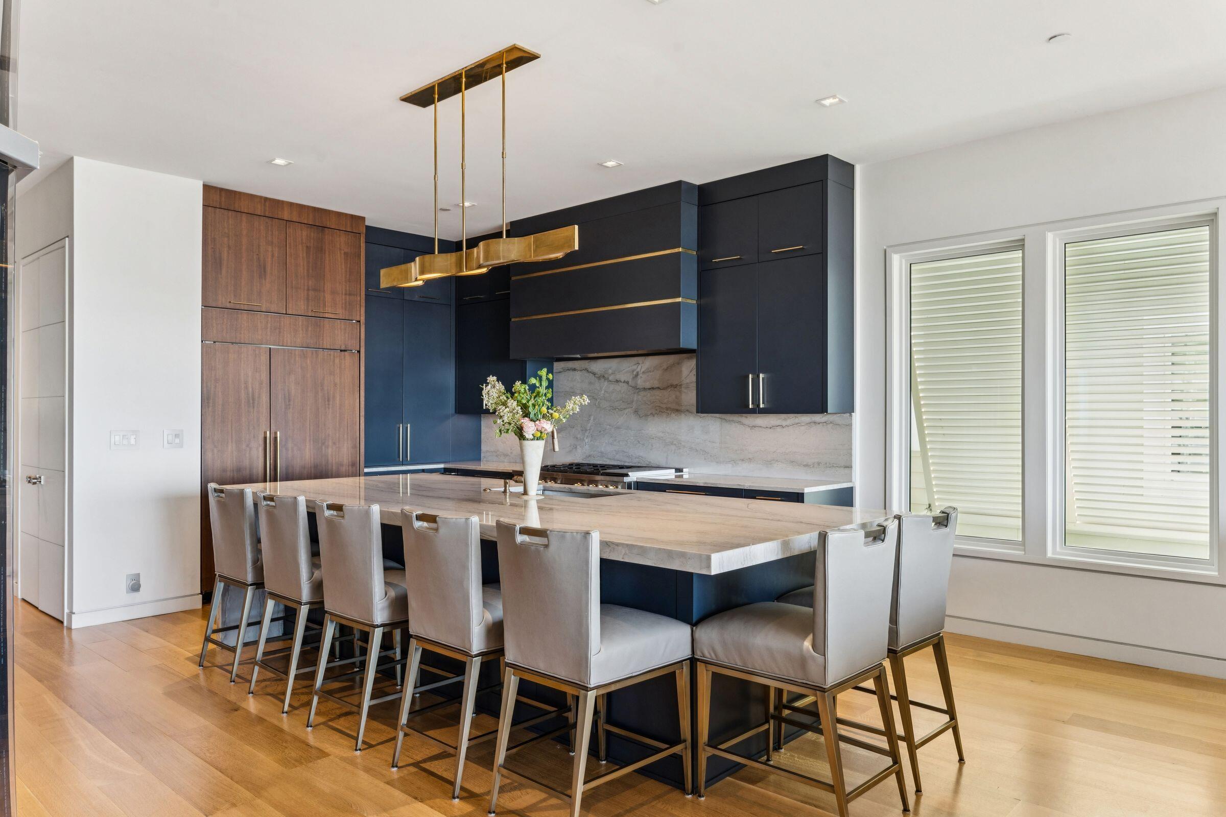 Image 2: 58 Grand Pavilion Boulevard