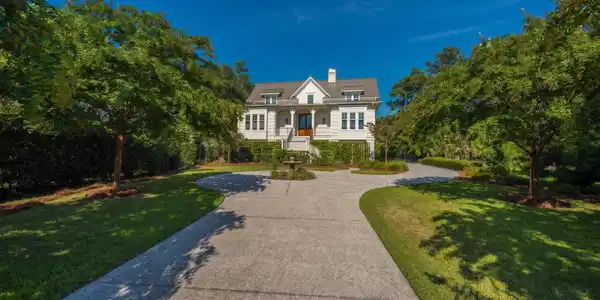 Image 3: 4886SoundViewDr067