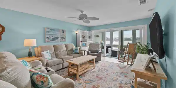 48 Mariners Cay Drive