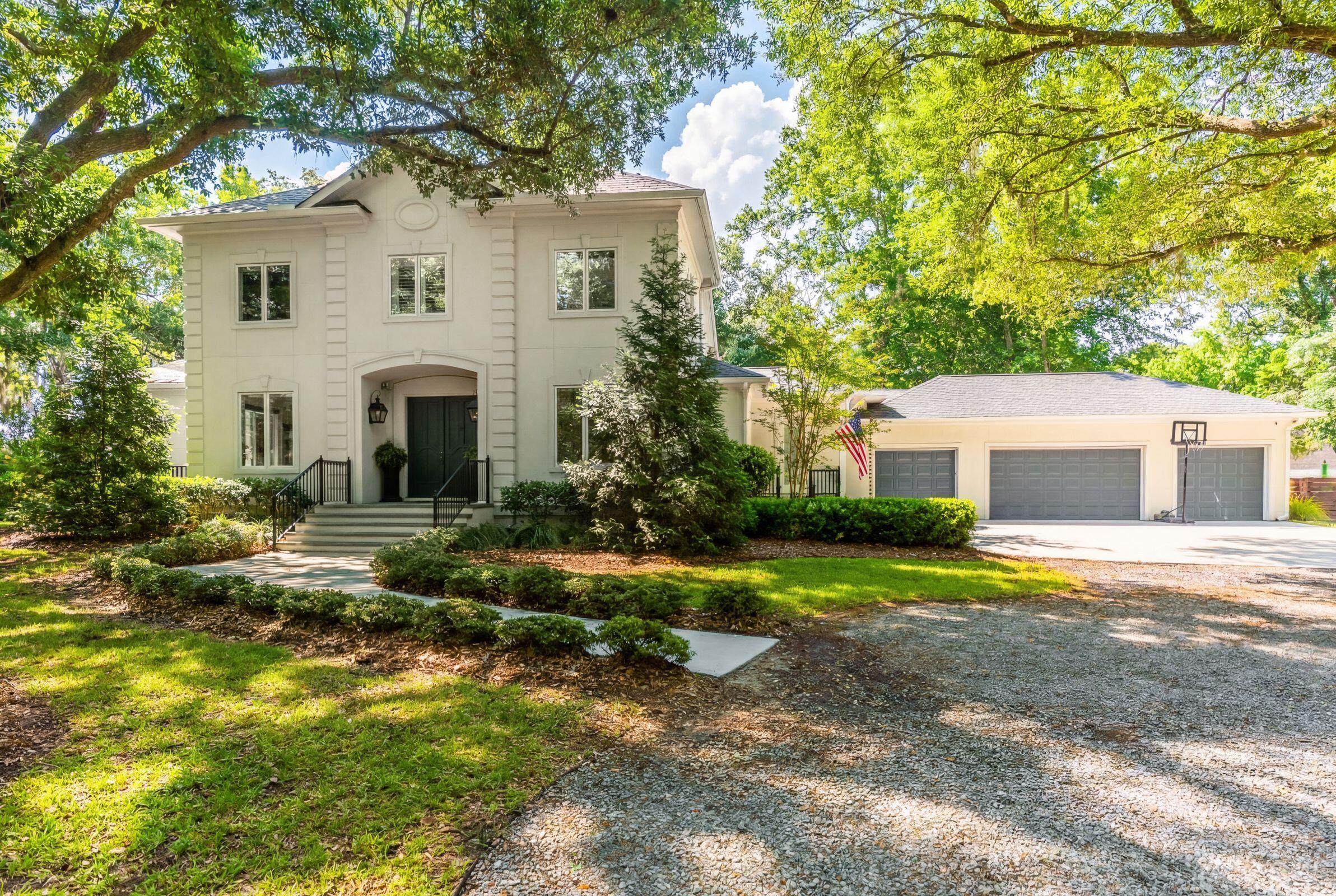Image 2: 371LivePalmettoBlf-KeenEyeMarketing-001