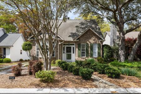 956 Provincial Circle