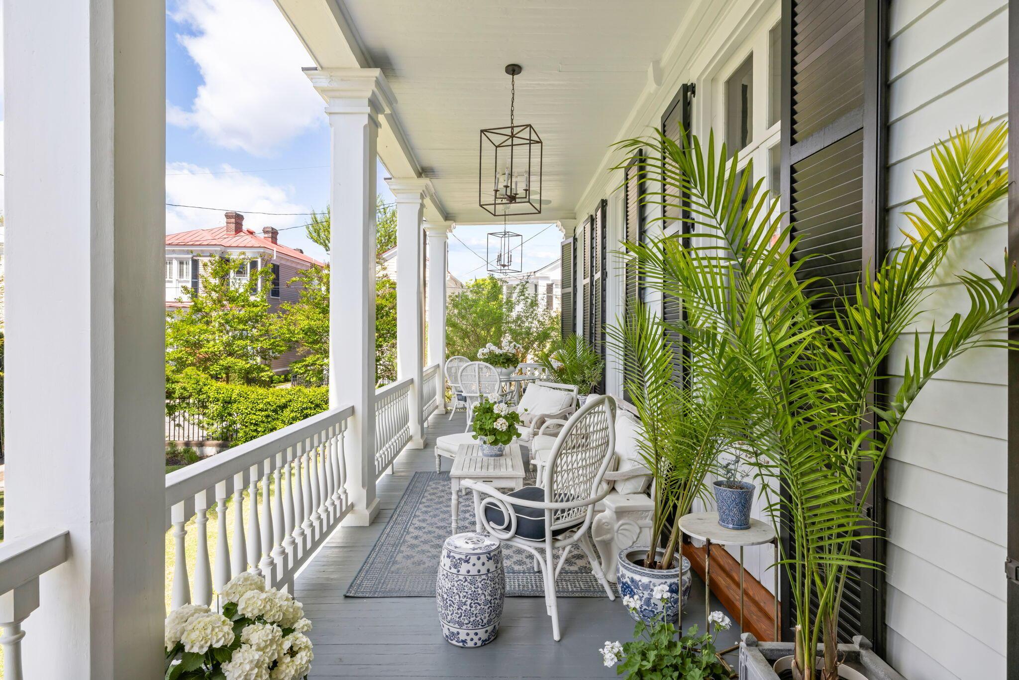 Image 3: 4-web-or-mls-14 New St - Coastal RE Phot