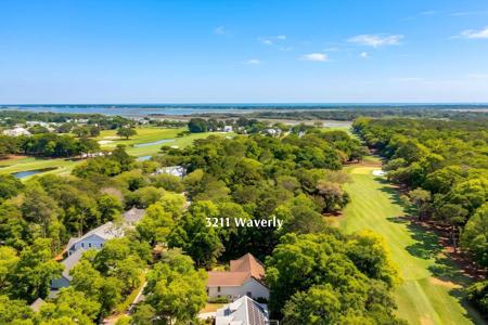 3211 Waverly Lane