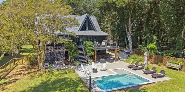 Image 2: backyard