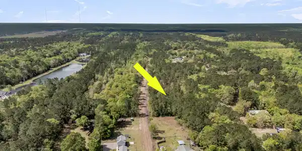 Image 3: 1.32 acres