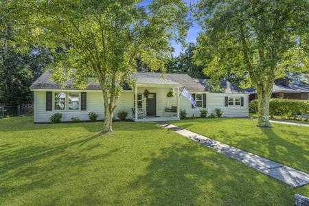 318 Hollywood Drive