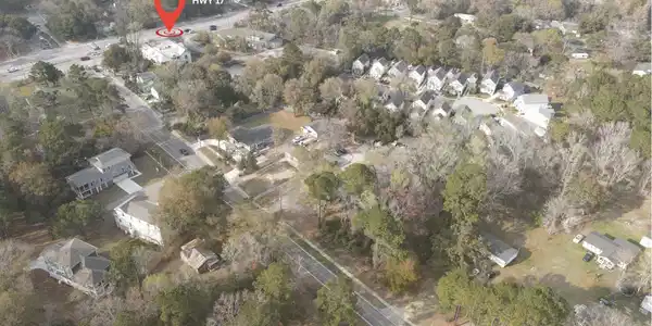 Image 3: 4