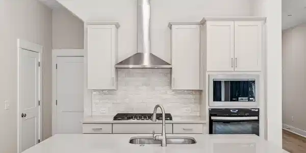 Image 3: The Sullivan Floorplan (2)