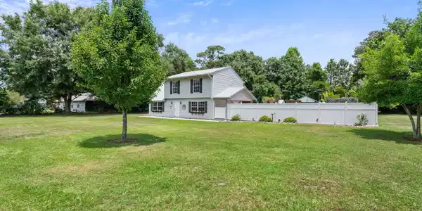 Image 3: 03-4339 Pinewood Cir