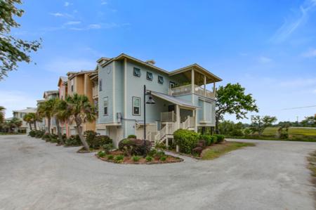 1002 Lighterman Way
