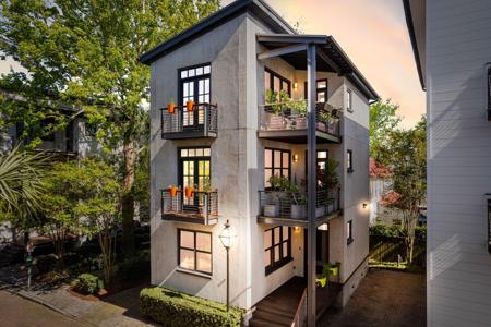 9 Brewster Court, Charleston SC 29403