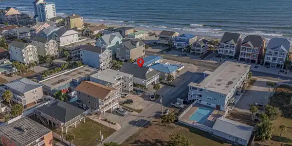 Image 2: 204 27th Ave N 2 1