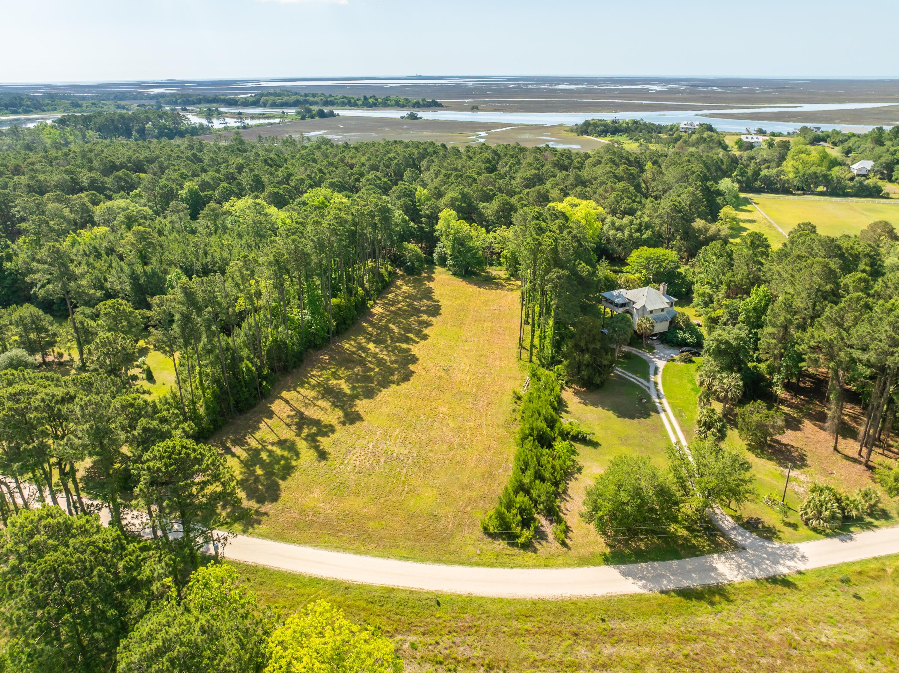 Image 3: 317McClellanAve-KeenEyeMarketing-023