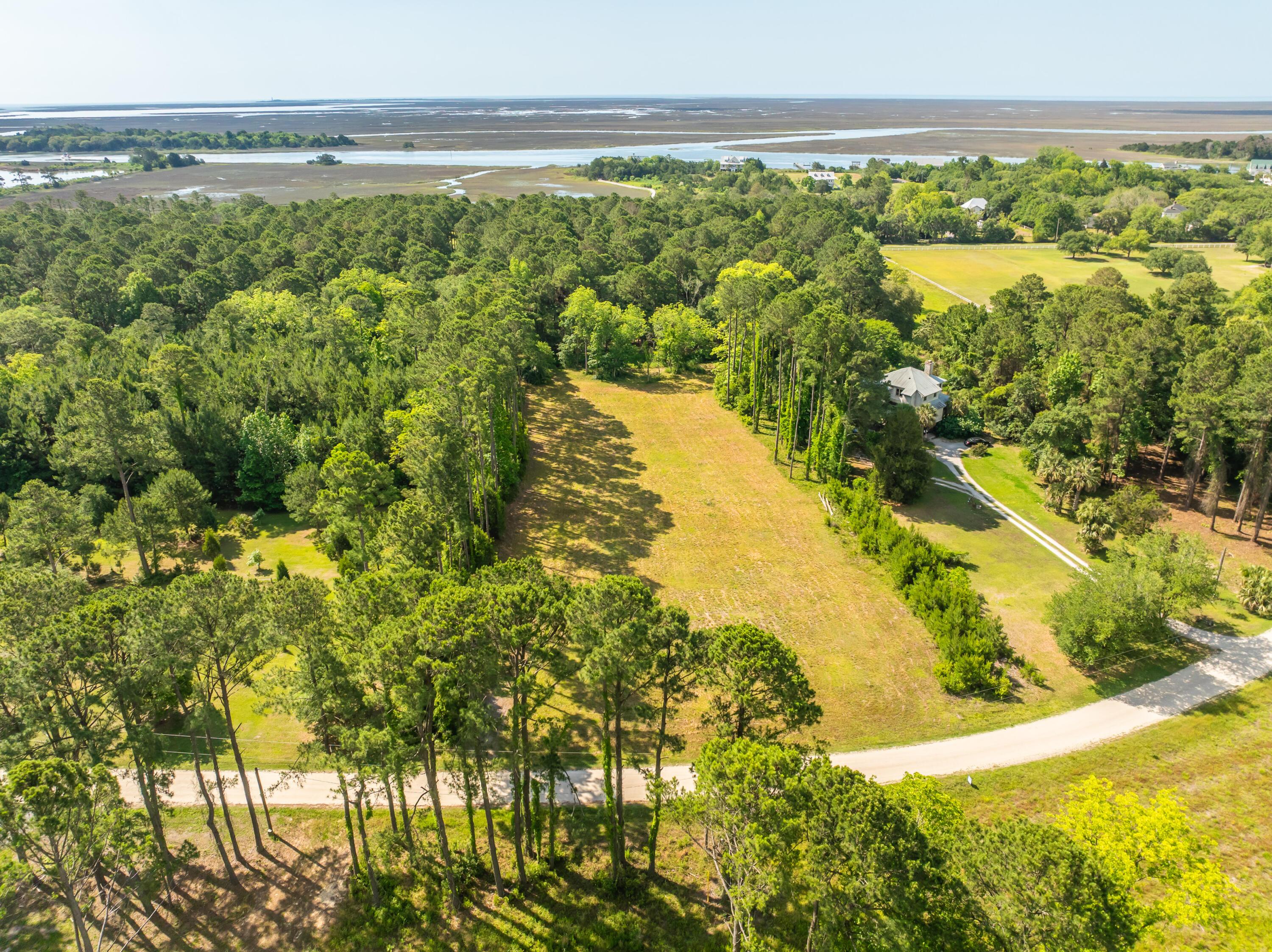 Image 4: 317McClellanAve-KeenEyeMarketing-025