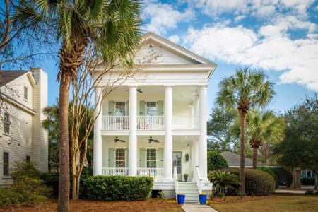 304 N Civitas Street