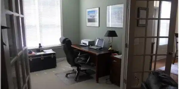 Image 3: 304 - 2000 Belle Isle --Office or FlexRo