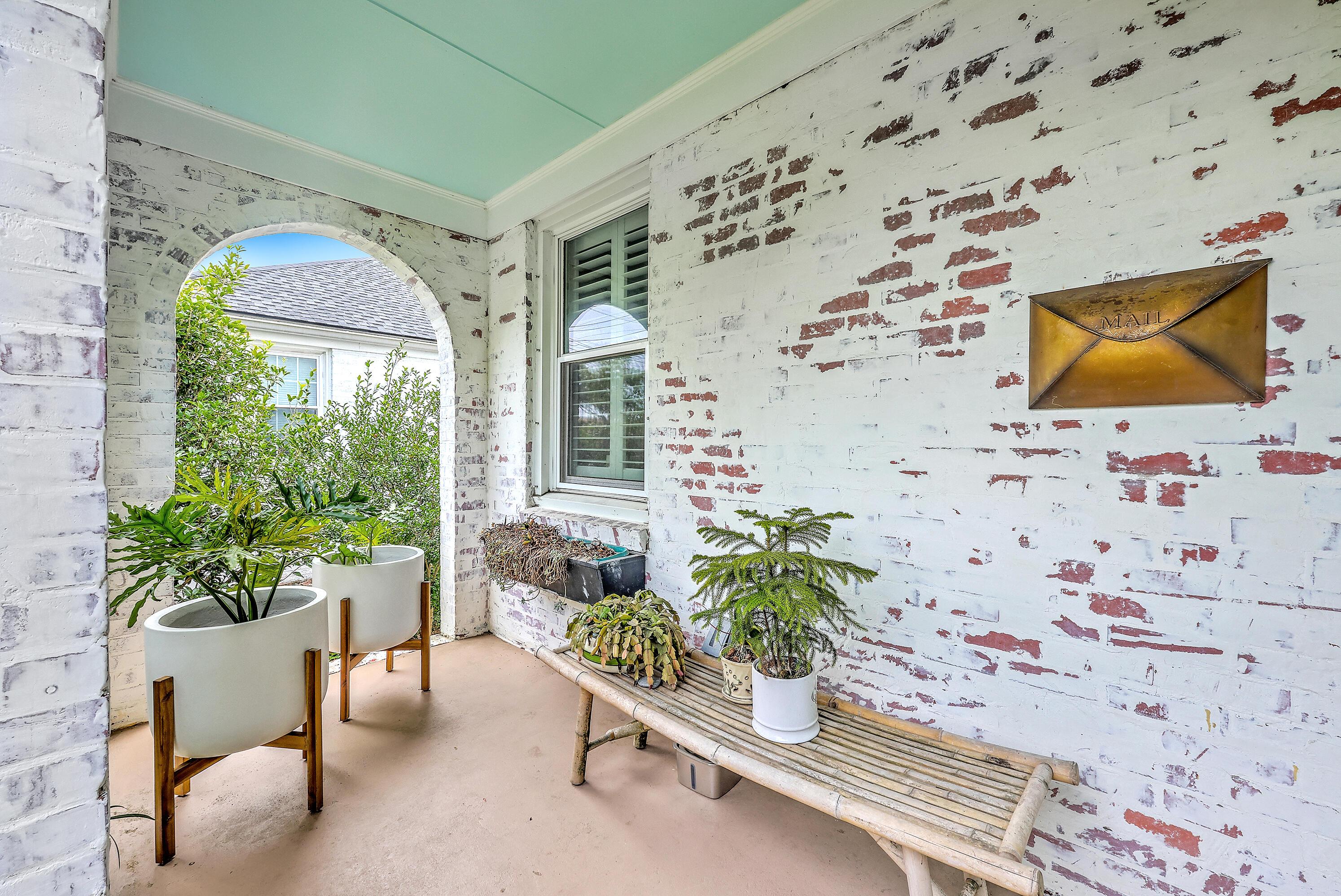 Image 3: Front porch
