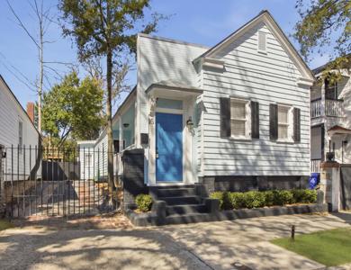 16 Moultrie Street