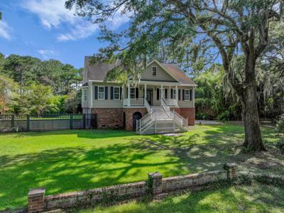 2595 Royal Oak Drive