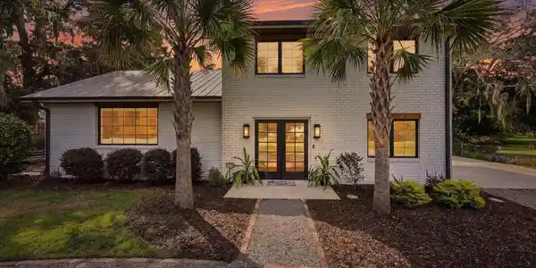 678 Edmonds Drive