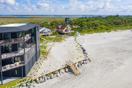 1735 E Ashley Avenue