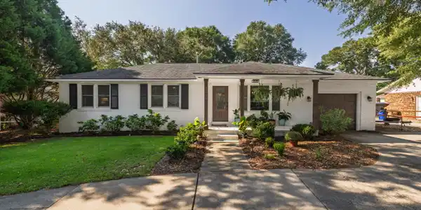 1335 Camp Road