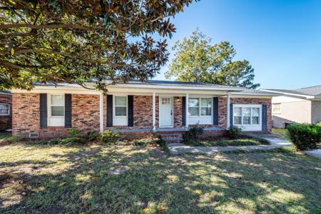 1138 Landsdowne Drive