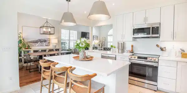 2053 Arundel Place