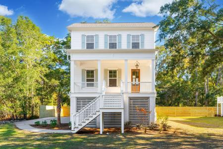 1129 Hamlin Road