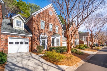 784 Natchez Circle