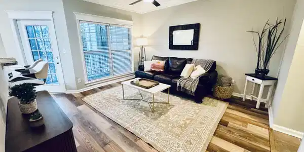 700 Daniel Ellis Drive