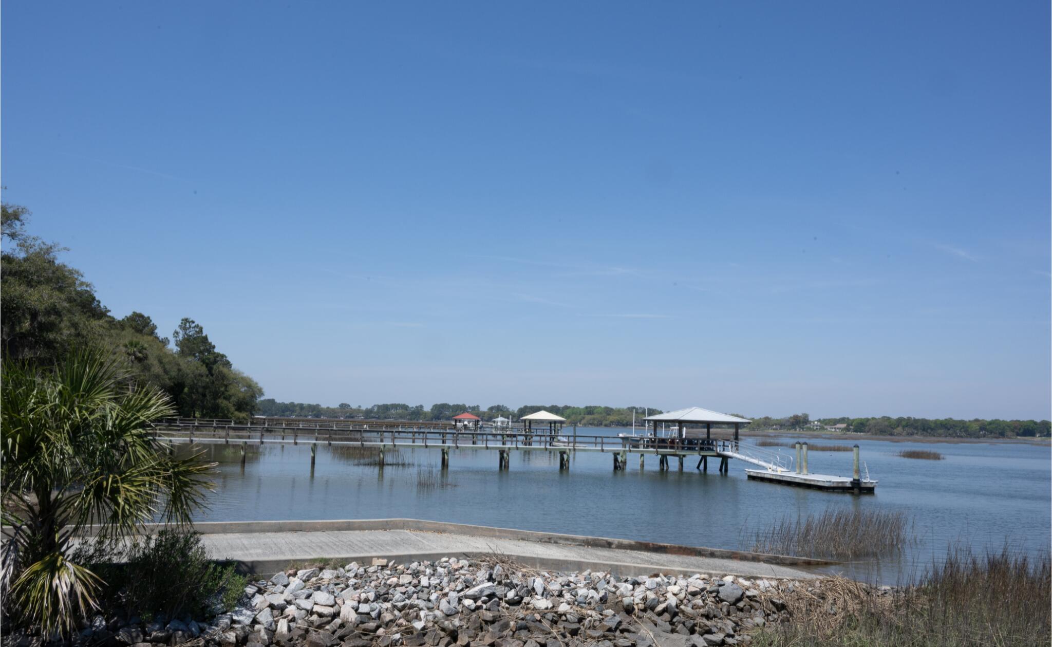 Image 3: POLAWANA LANDING