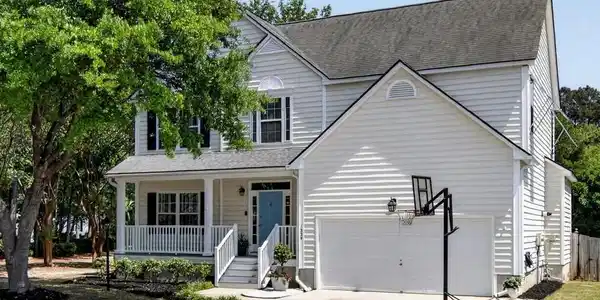 1224 Knightbridge Lane