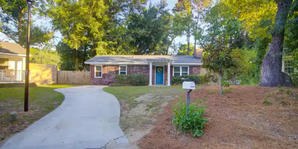 1142 Bonnie Lane