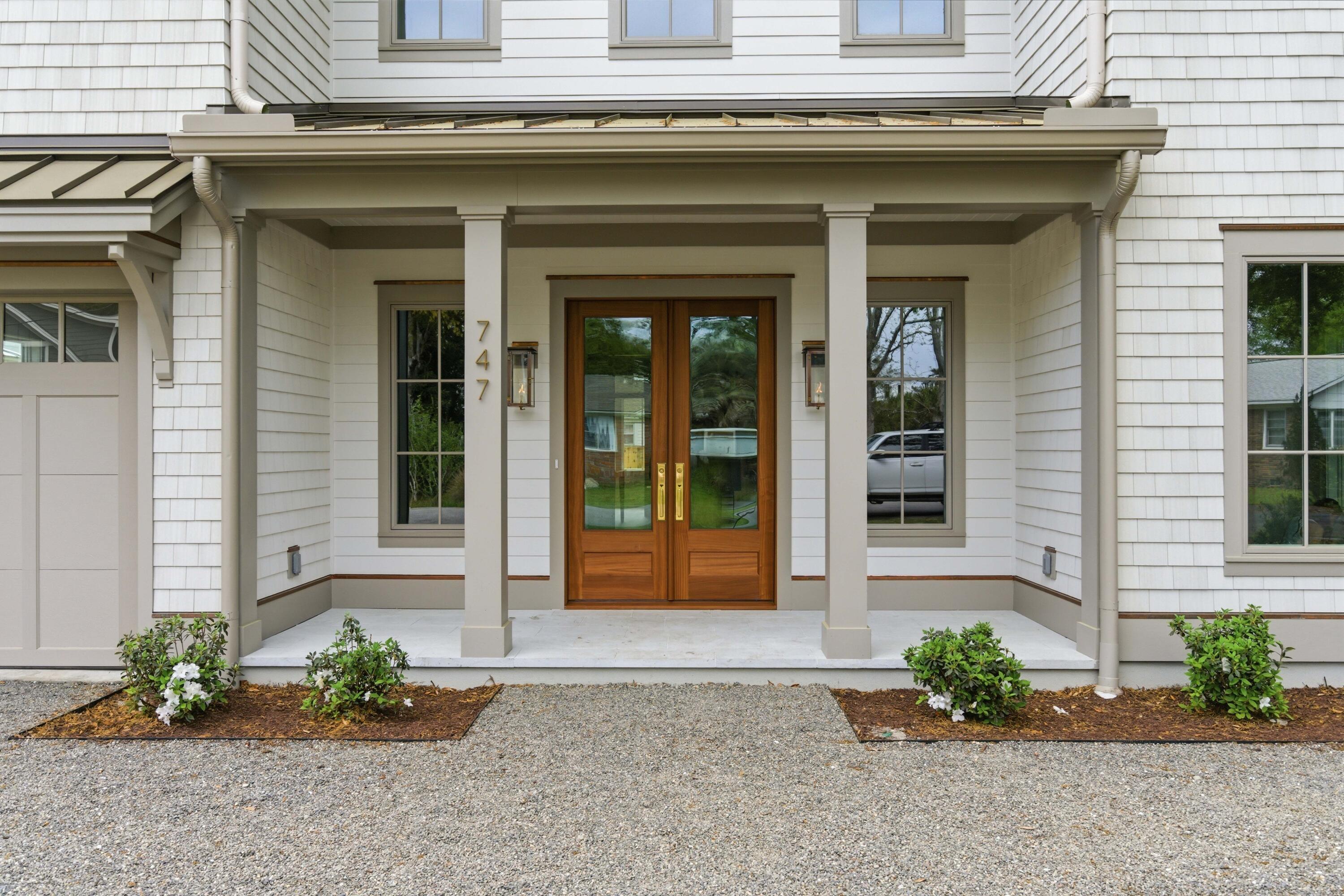 Image 2: 747 Hill St