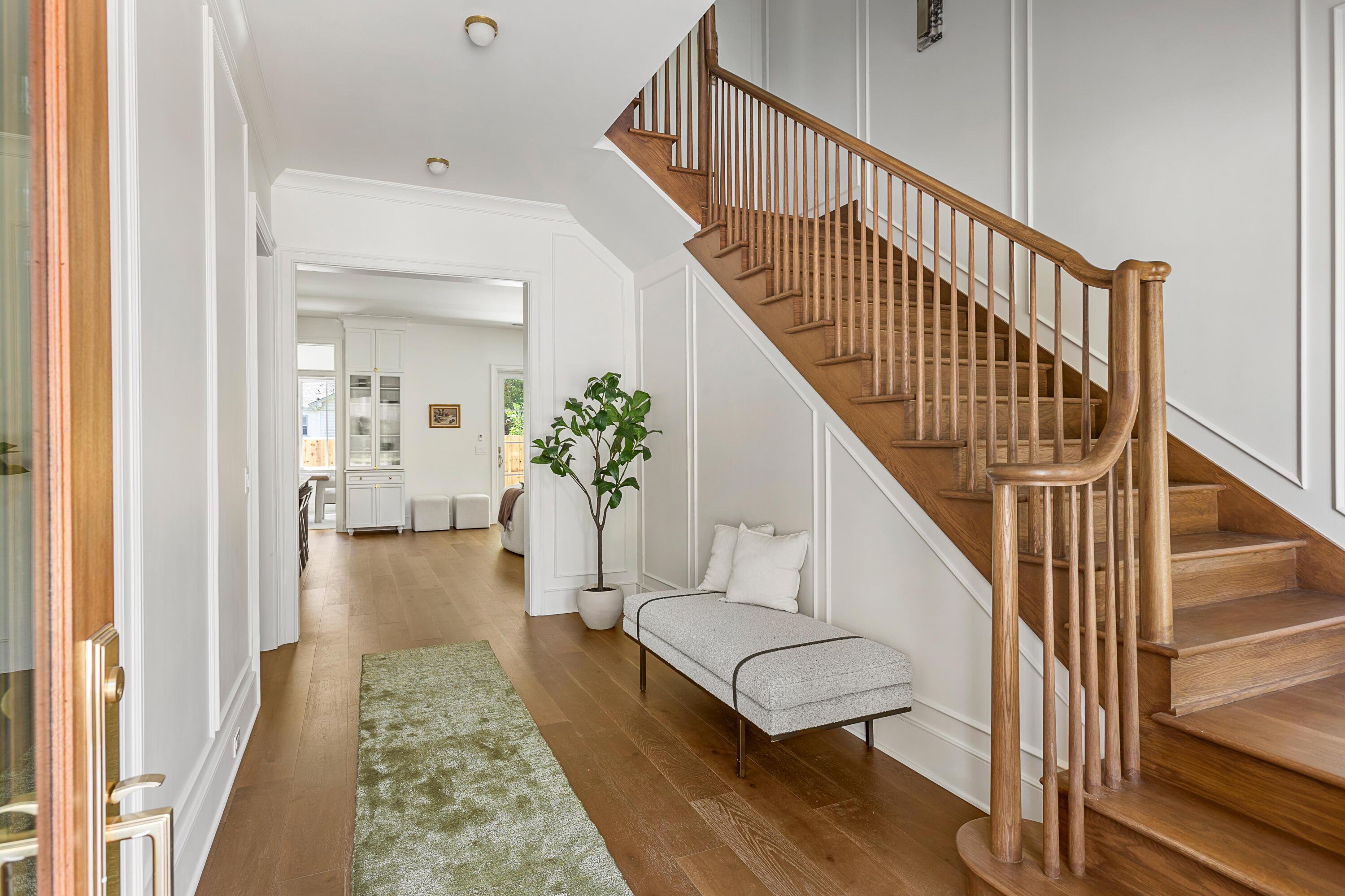 Image 3: 747 Hill St