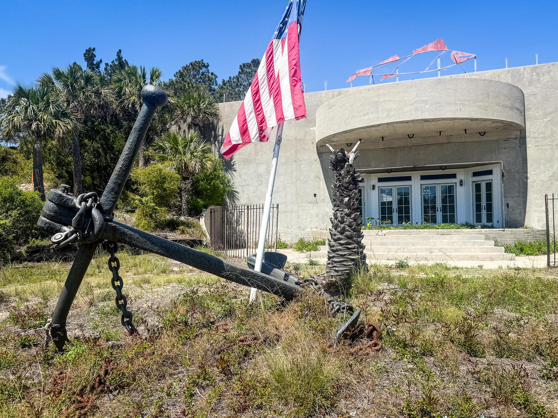 Image 1: Bunker