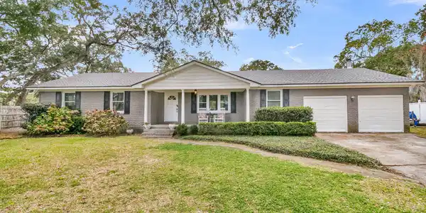 922 Preston Road