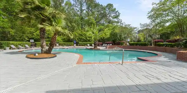 700 Daniel Ellis Drive