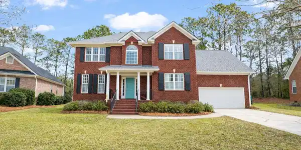 2816 Waterpointe Circle