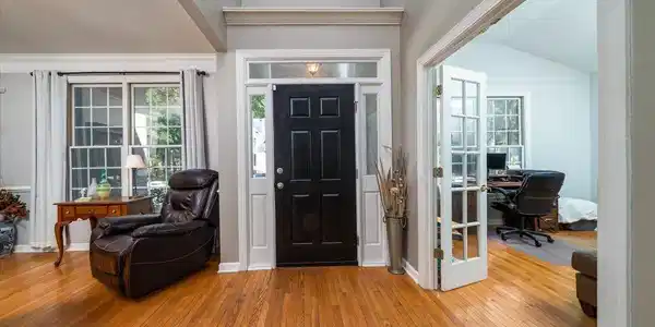 Image 3: Come in and Check Us Out