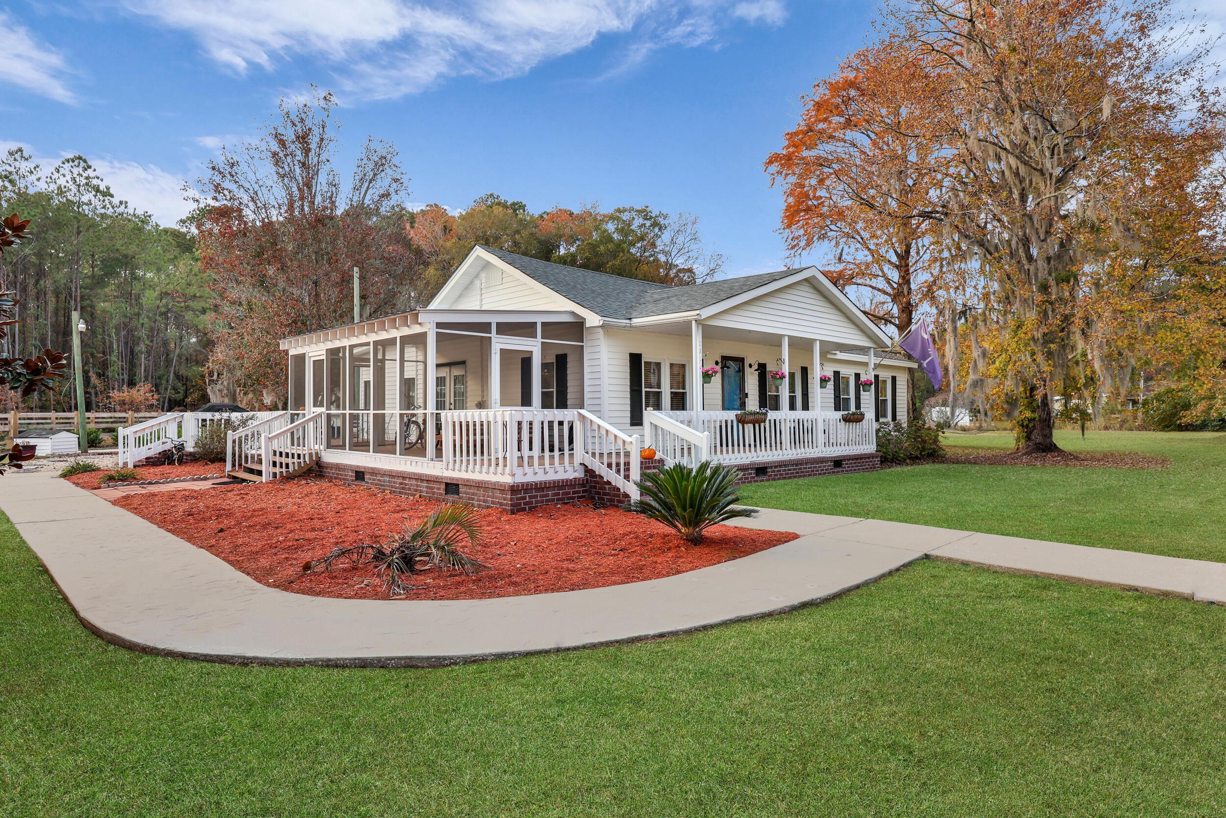 Image 2: 18_ru4a0358-1