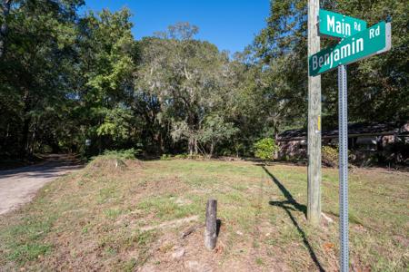 1214 Main Road