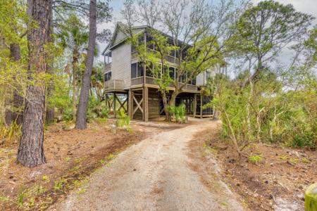 154 Lake Timicau Lane