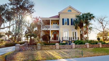 27 River Place