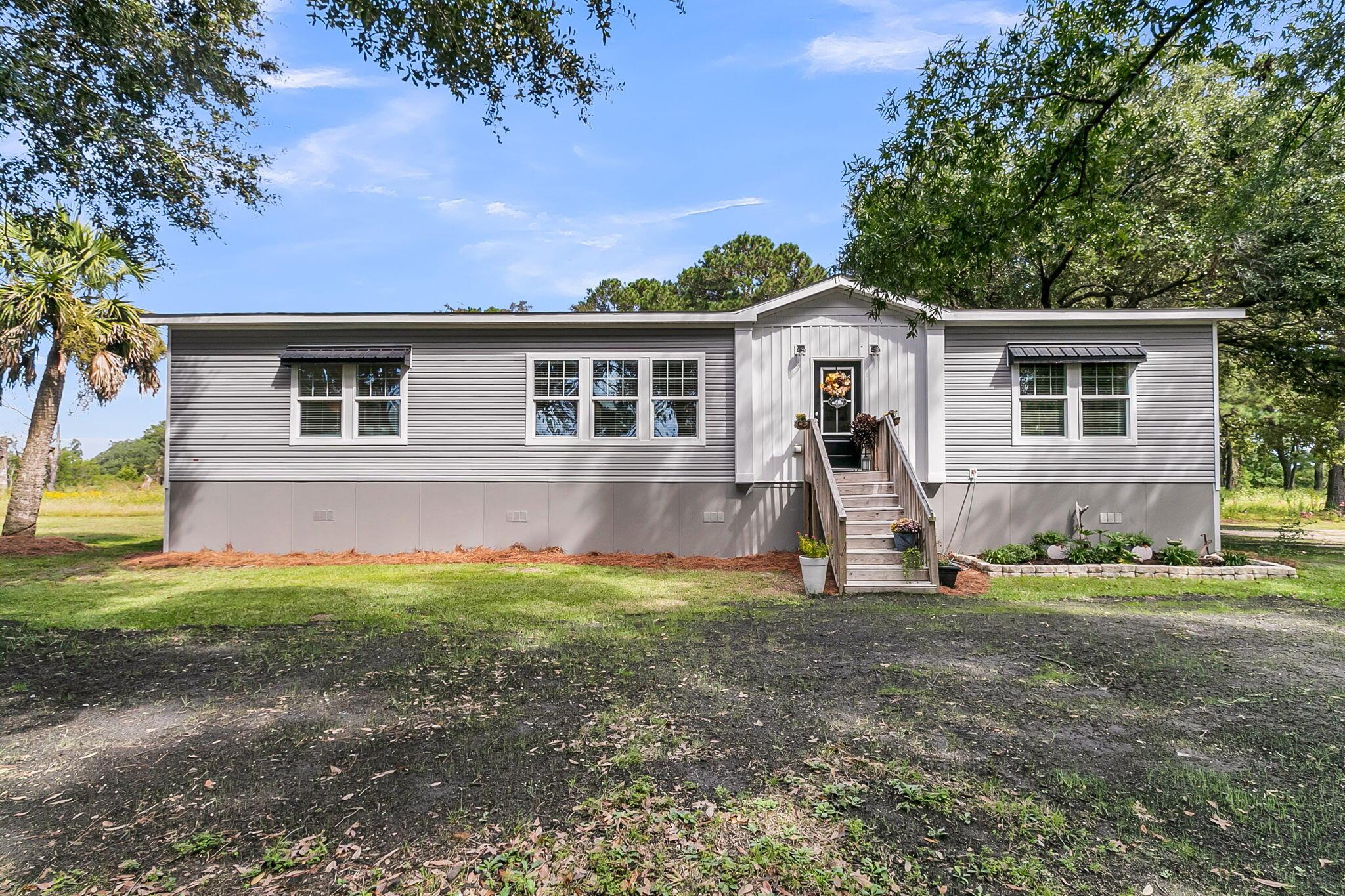 Image 2: CREM - 97 Rose Island Rd-41